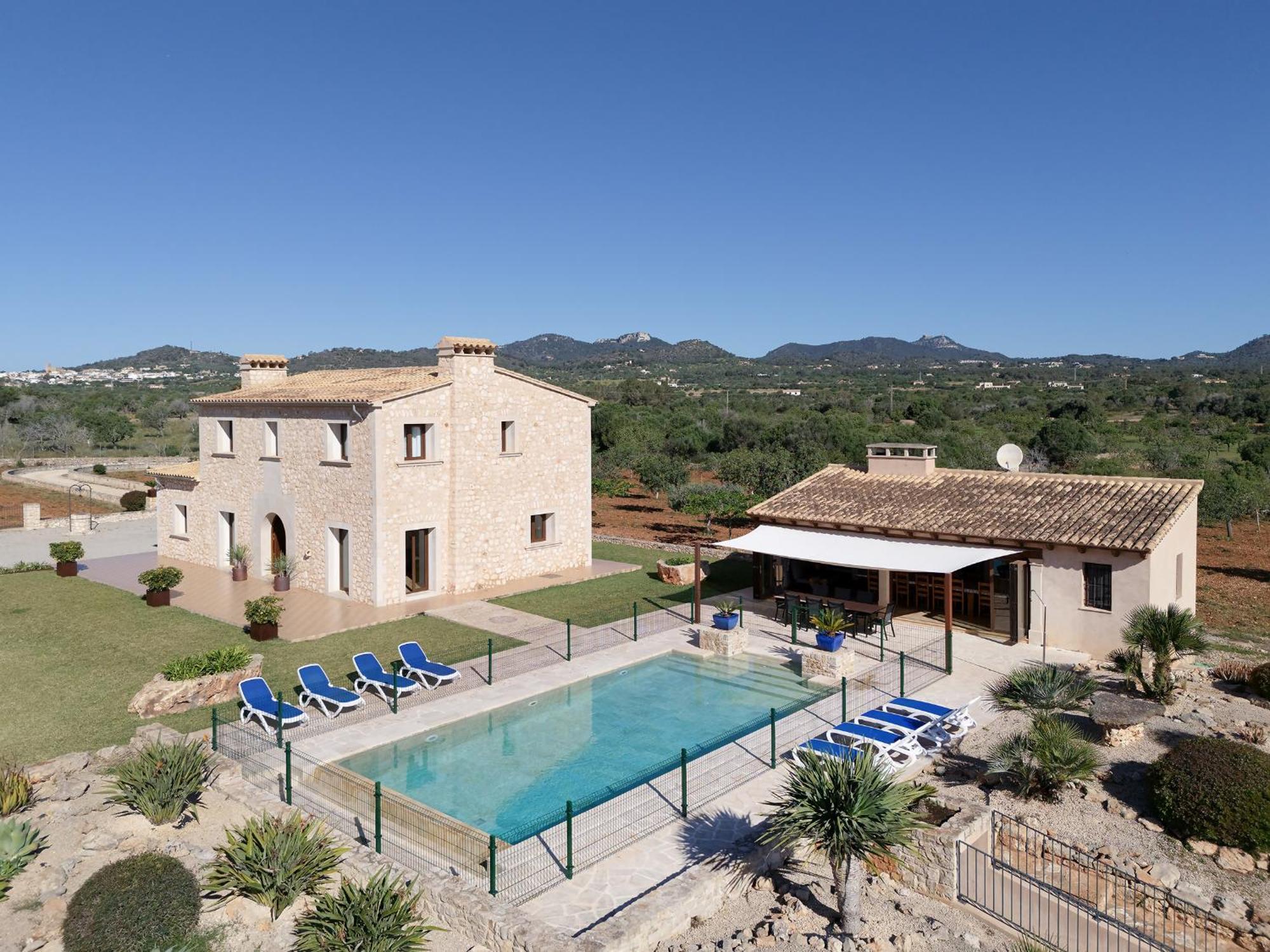 Chalet Sa Pletassa 8 Pax Wifi Piscina Jardin Bbq *